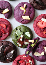 Load image into Gallery viewer, Assorted Cookie Box