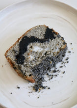 Load image into Gallery viewer, Assorted Sliced Cakes
